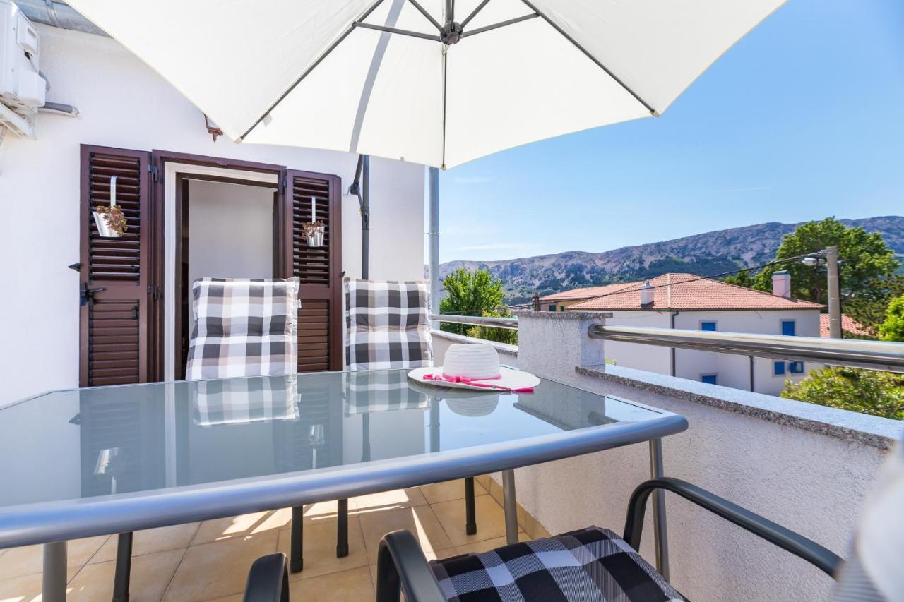 Ana Apartment Baska  Bagian luar foto