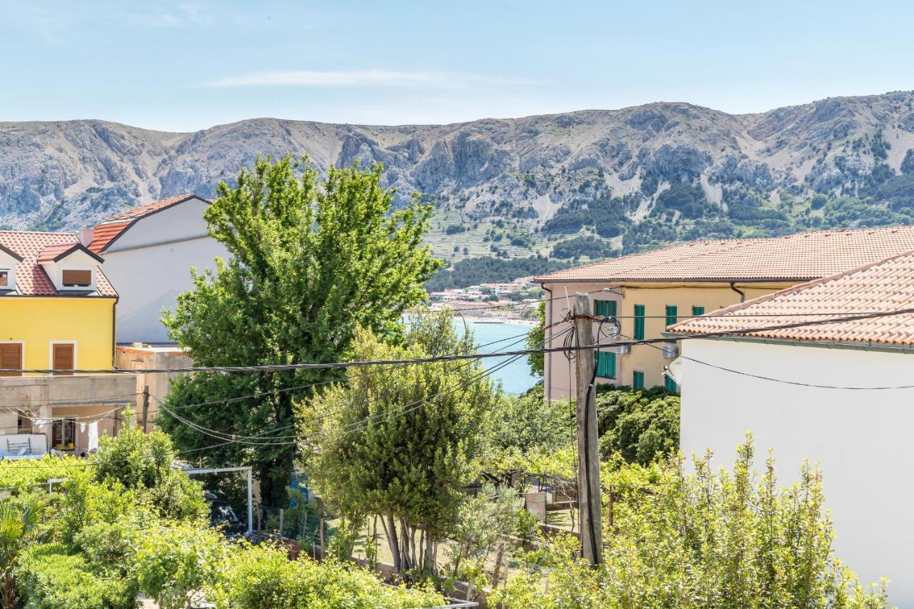 Ana Apartment Baska  Bagian luar foto