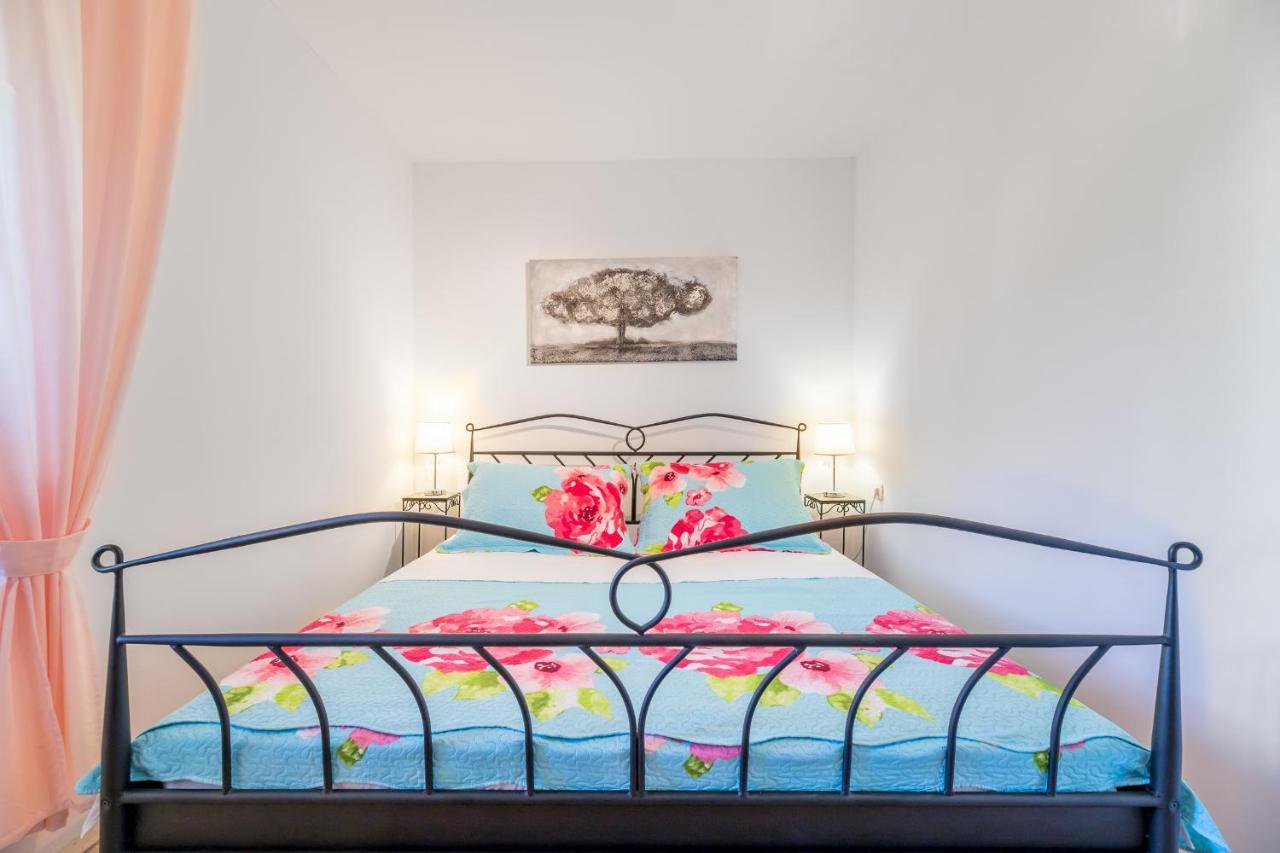 Ana Apartment Baska  Bagian luar foto